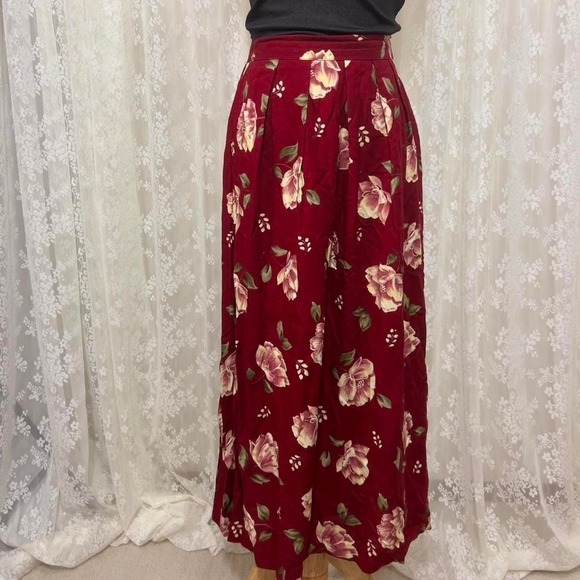 Alfred Dunner Dresses & Skirts - Vtg 80s Alfred Dunner Red Floral‎ Midi Skirt Womens Small Pleated Boho Cottage